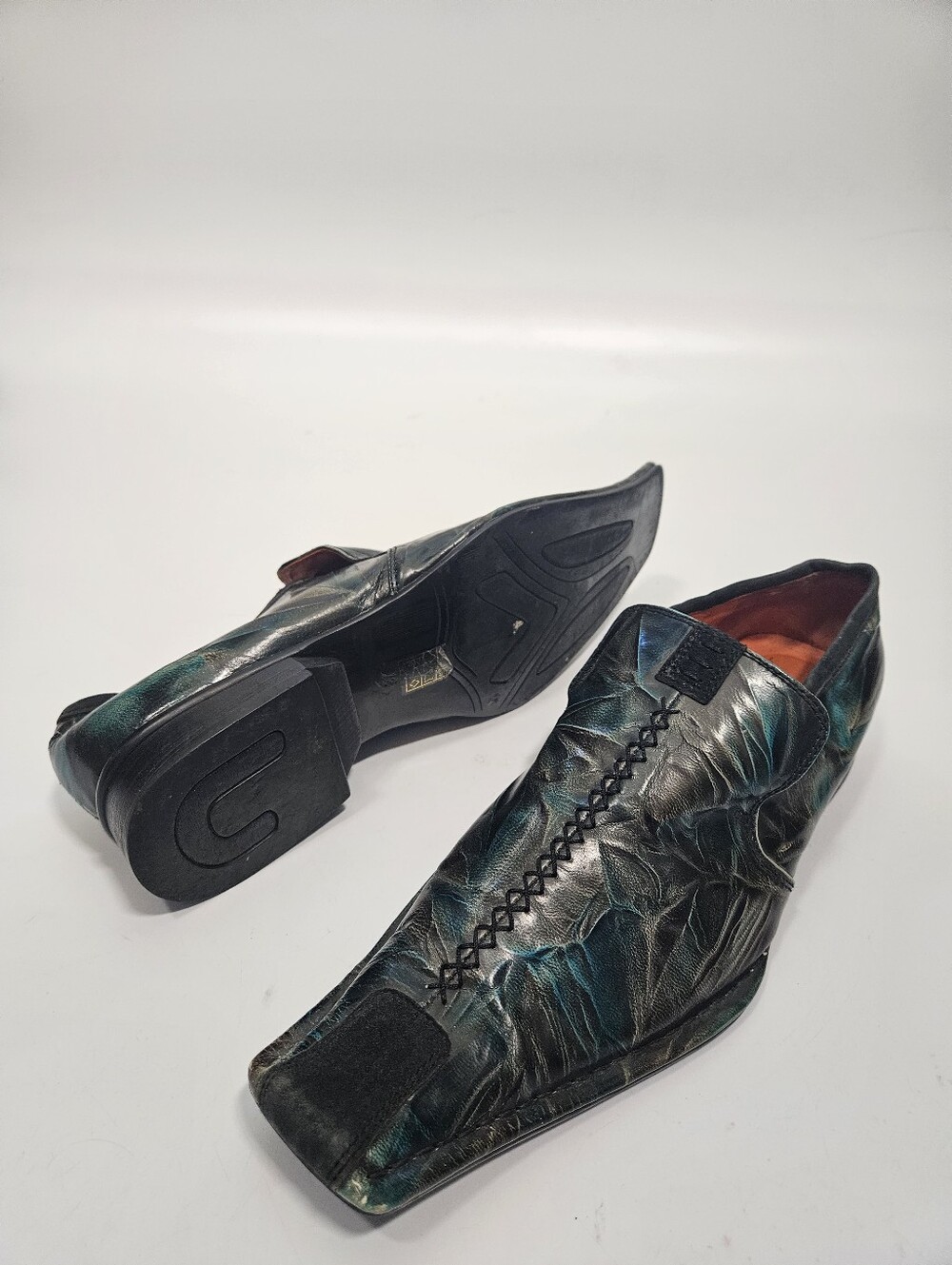 Robert Wayne Men’s Size 12 Black Leather Pointed Toe Slip-On Dress Shoes